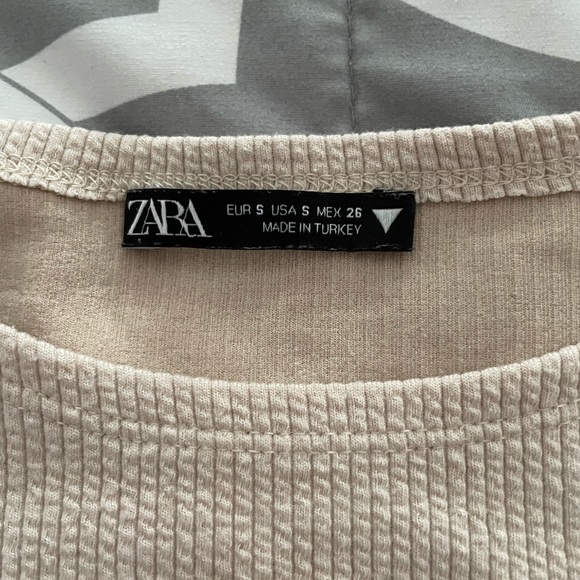 Long sleeve Crop top Zara in tan, beige color size S - Picture 2 of 6